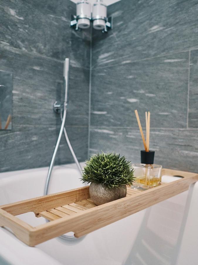 Montanas - Luxuswohnung Mit Kamin - Nahe Caumasee & Talstation Флимс Екстериор снимка