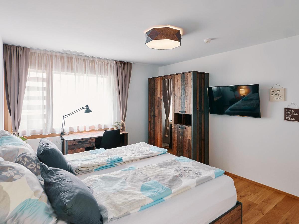 Montanas - Luxuswohnung Mit Kamin - Nahe Caumasee & Talstation Флимс Екстериор снимка
